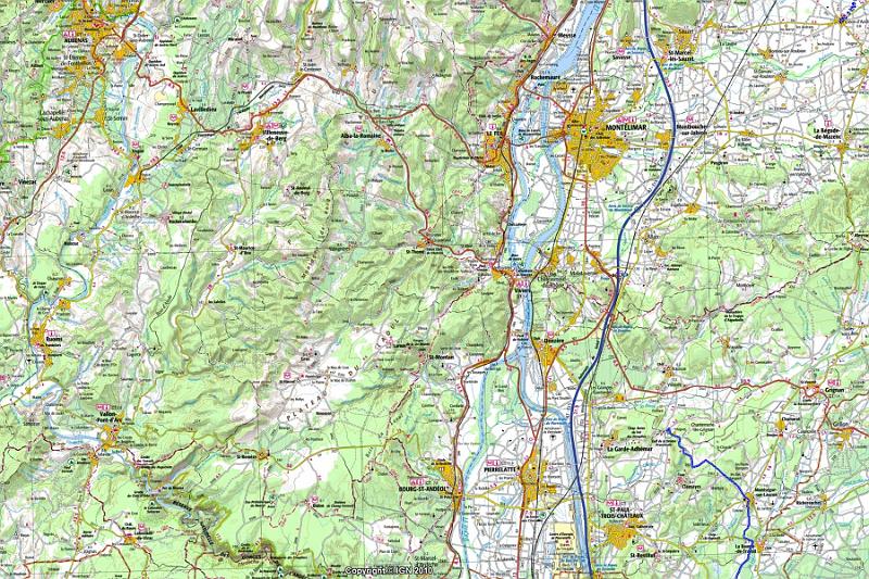 Montelimar_Ardeche.jpg - Montélimar kann als "Tor zur Provence" bezeichnet werden. Zwar gehört die Stadt noch zur Region Rhône-Alpes, jedoch spürt man schon das méditerrane Ambiente: Fauna und Flora, die Düfte, die Sonne ...